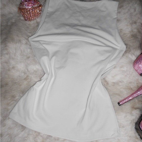 White lined basic tank top - Picture 4 of 4